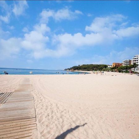 Seahomes Vacations, Beach&Pool, In Fenals Beach Lloret de Mar Buitenkant foto